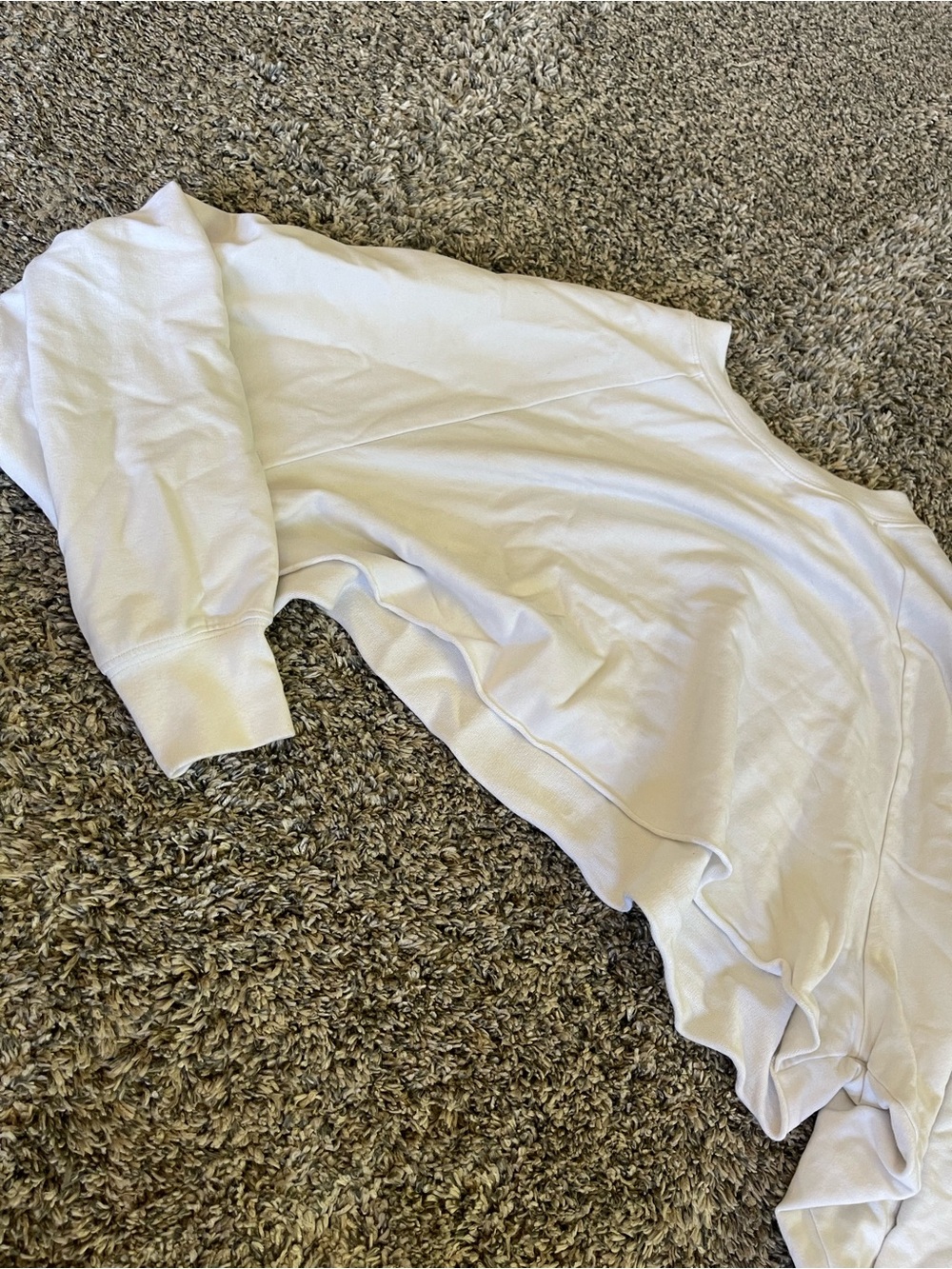Cropped ALO Yoga White Crew Sweatshirt with Tag Detail